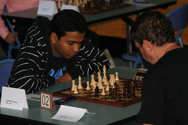 IMG_3955_medium.jpg - Partie décisive Deep Sengupta / Jozsef Horvath (ronde 9, 1-0)